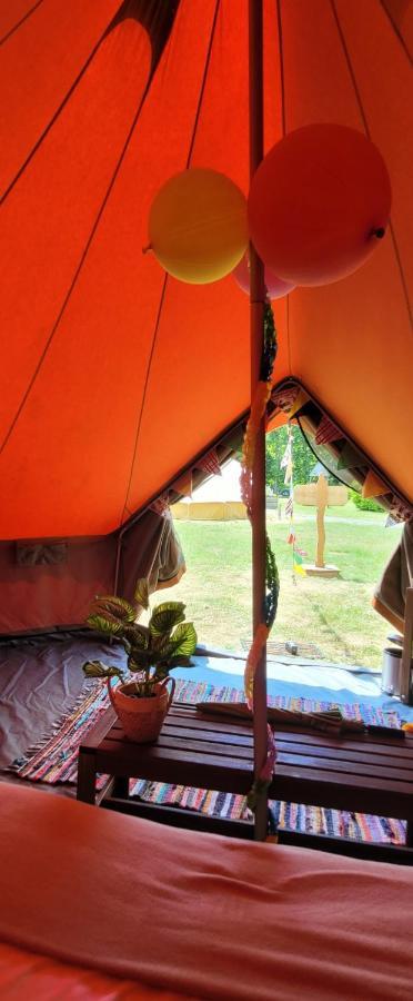 Cocoon Village - Glamping - Domaine Des Grottes De Han Rochefort Ngoại thất bức ảnh